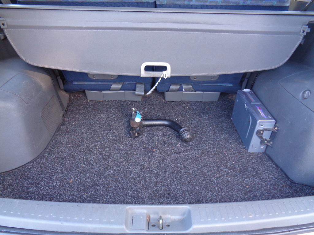 Mitsubishi Space Runner