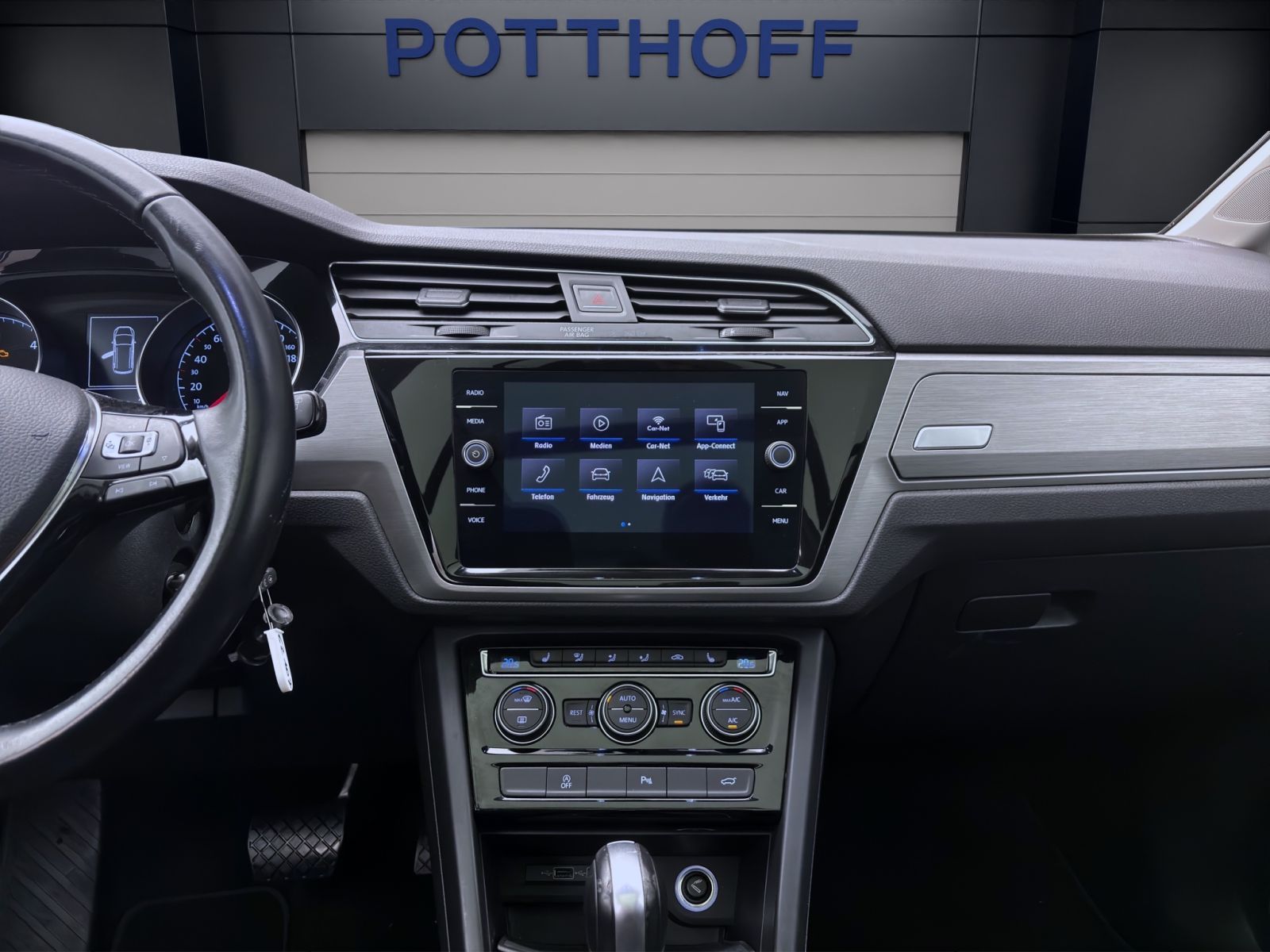 Volkswagen Touran - Bild 13