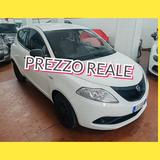 Lancia Ypsilon 1.2 " Elefantino Blu " PREZZO REA - Lancia Ypsilon mit Schiebedach