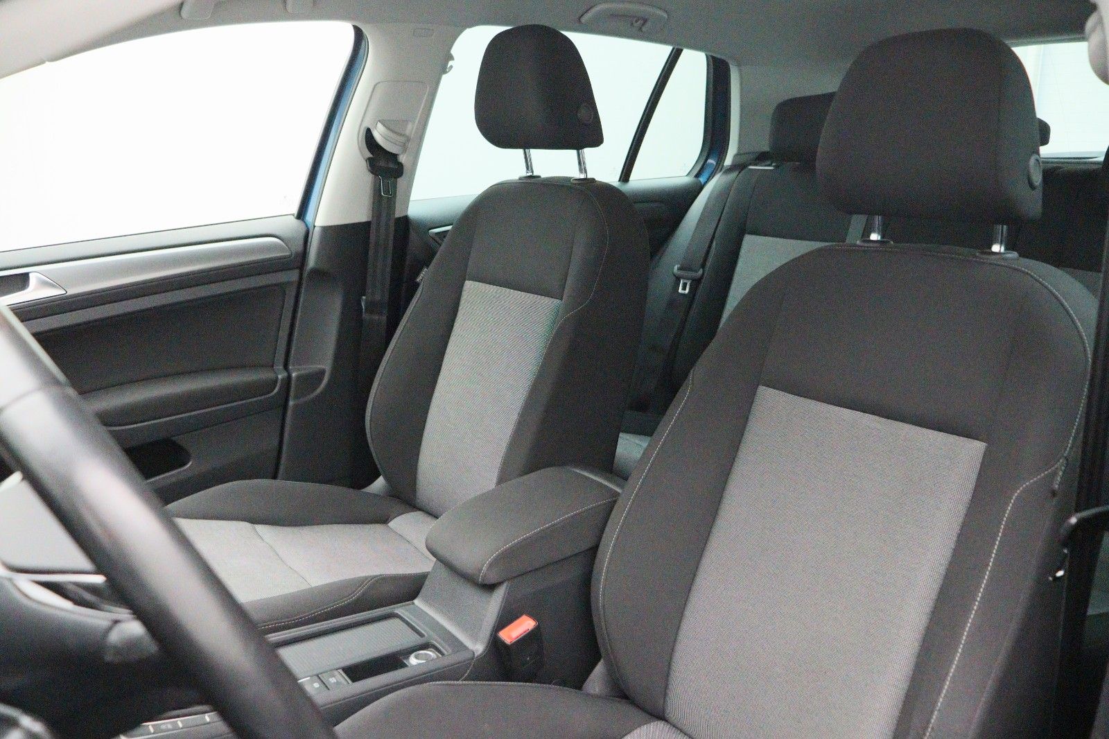 Fahrzeugabbildung Volkswagen Golf VII 1.2 Trendline BMT