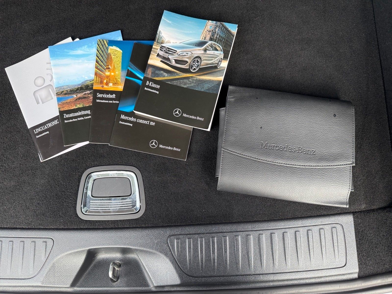 Fahrzeugabbildung Mercedes-Benz B 200 BlueEFFICIENCY Sports Tourer*AHK*Harman-K.