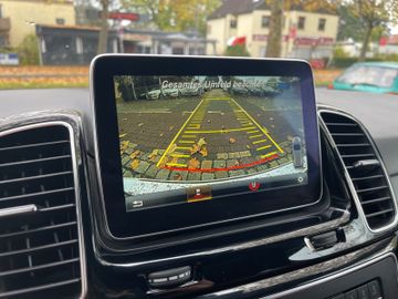 Fahrzeugabbildung Mercedes-Benz GLE 350d 4Matic*StHz*Pano*HarmanKardon*Sitzlüft*