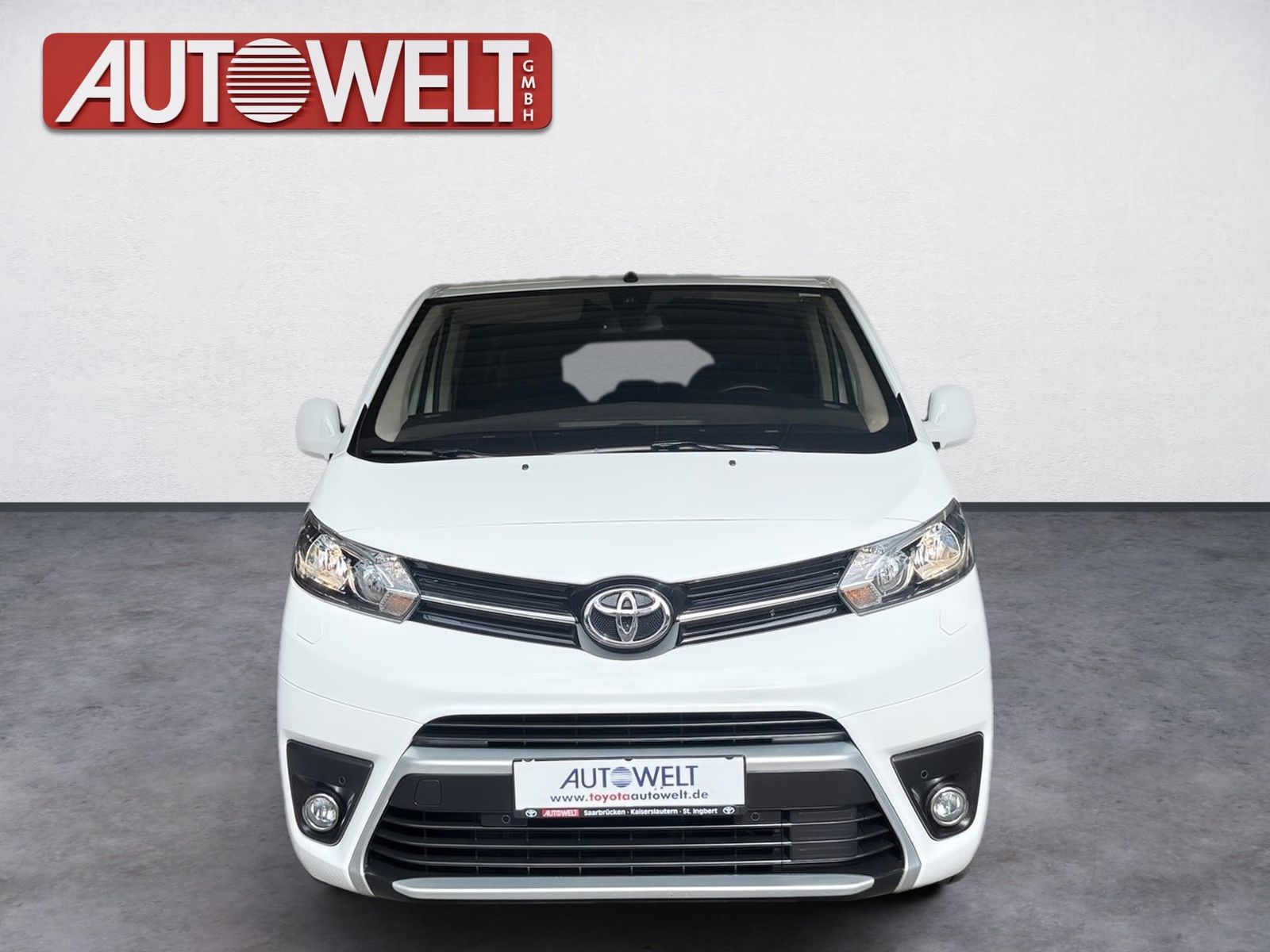 Fahrzeugabbildung Toyota Proace Verso 2.0 D-4D L1 Team D. 8 Sitzer