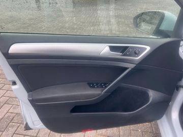Volkswagen Golf - 7