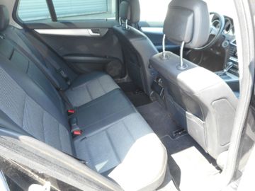 Mercedes C 220 - 11