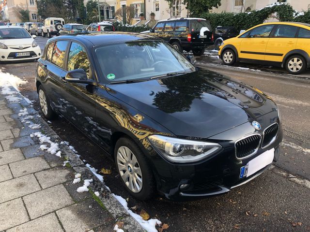 BMW 116i Sport Line Sport Line