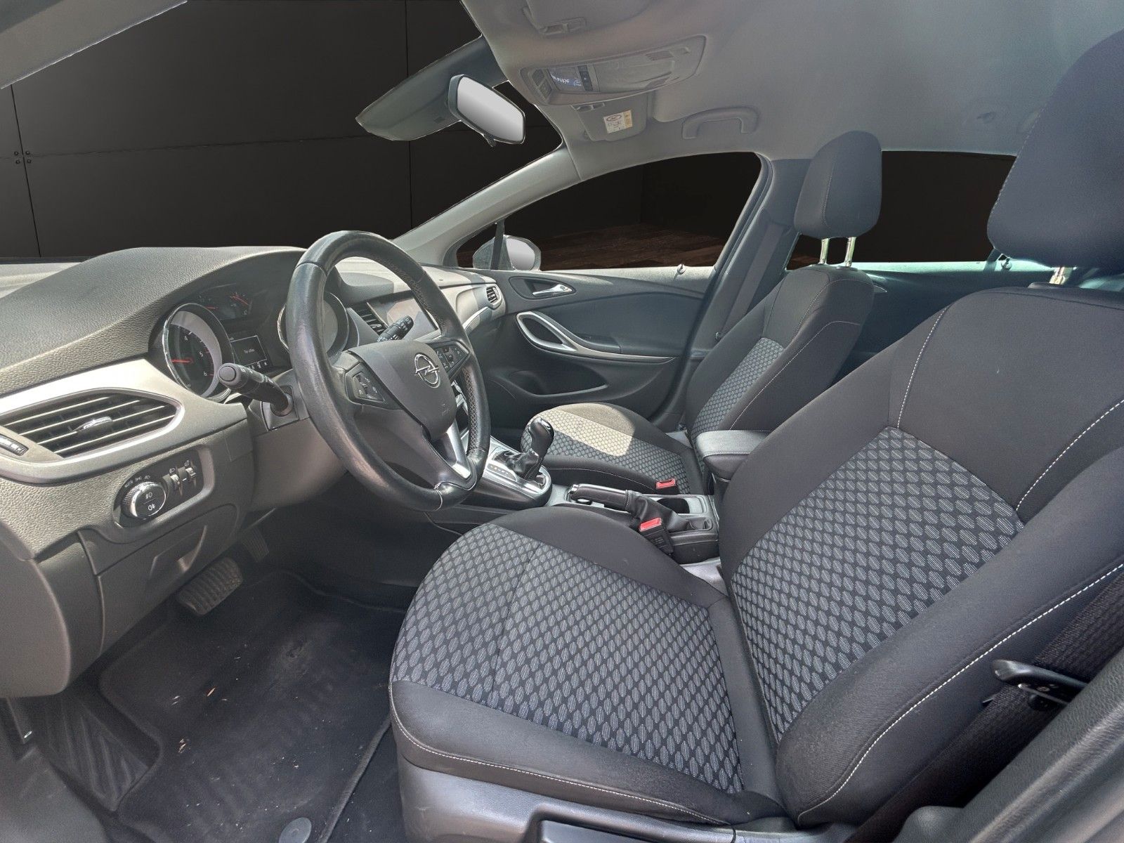 Fahrzeugabbildung Opel Astra K Sports Tourer Aut./Kamara/ Start/Stop