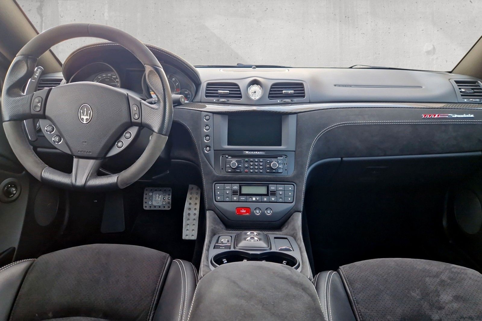 Fahrzeugabbildung Maserati Granturismo MC Stradale*Karbon*dt.Auto*2. Hand*