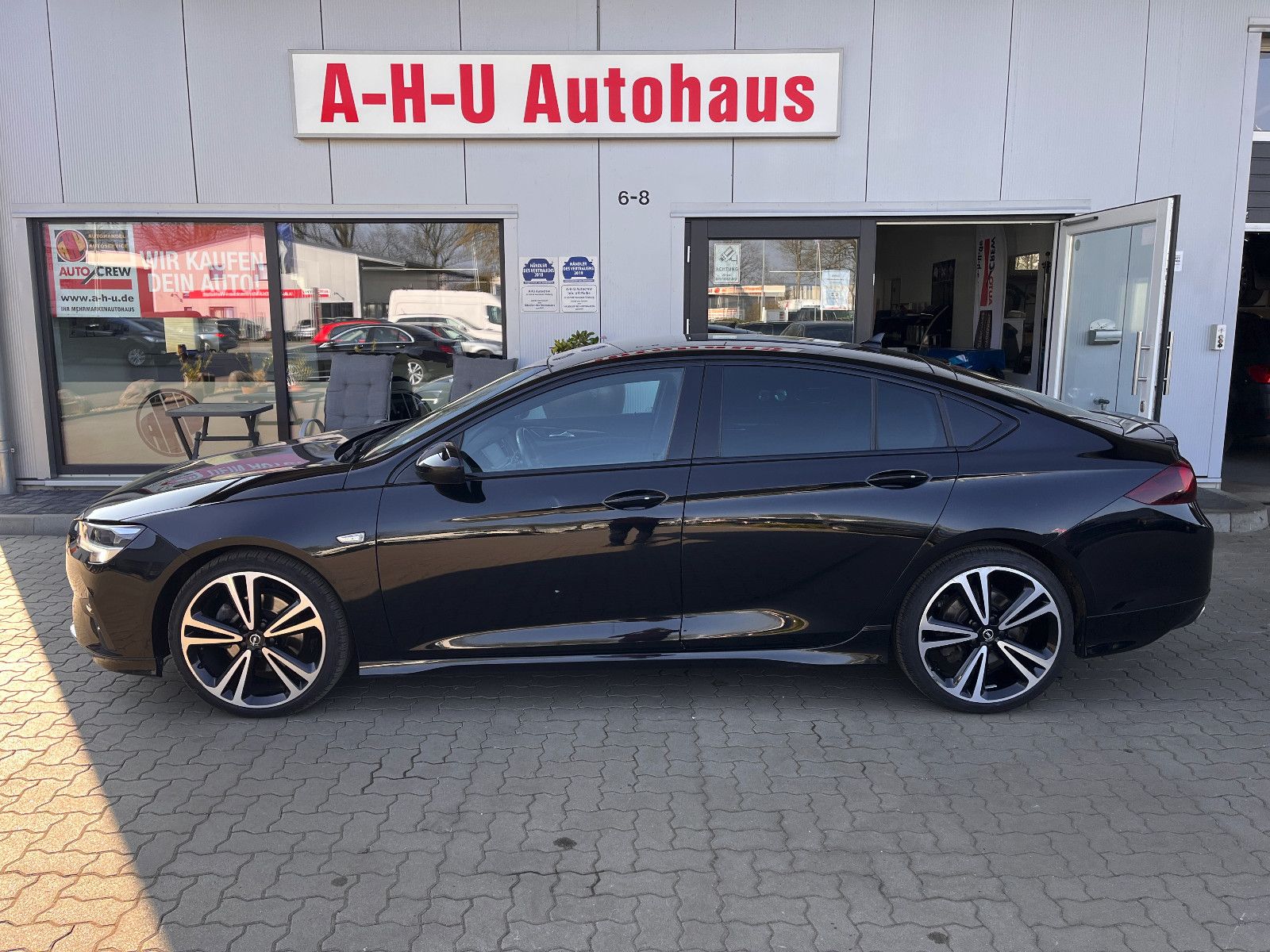 Fahrzeugabbildung Opel Insignia B Grand Sport Ultimate 2.0 Turbo Autom.