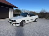 BMW E30 325i