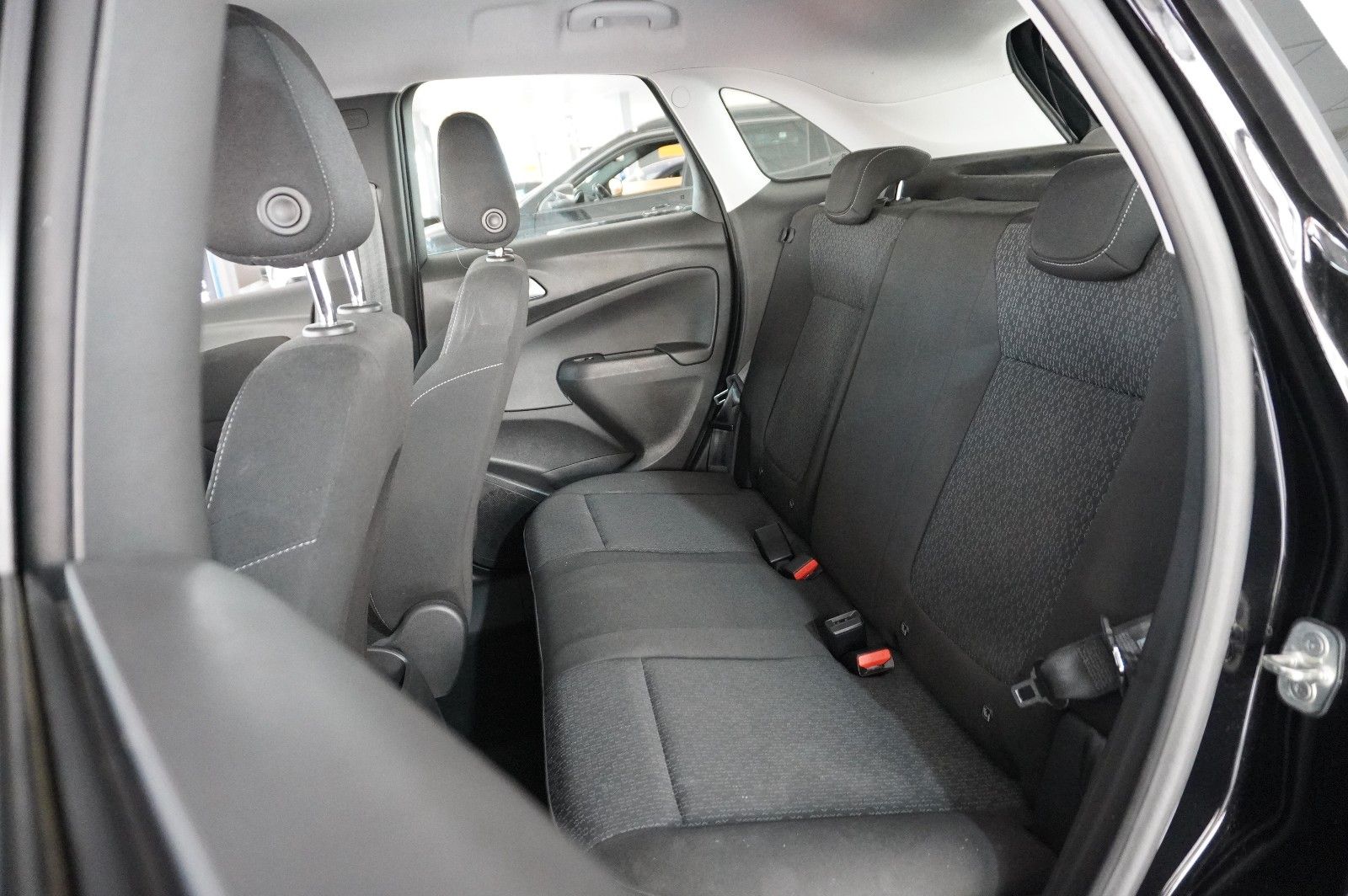 Fahrzeugabbildung Opel Crossland (X) 1.5D EDITION NAVI/LED/TEMP./DAB+
