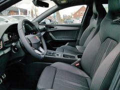 Fahrzeugabbildung Cupra Leon ST VZ e-Hybrid+PANO+FULL LINK+ACC+SHZ+NAVI