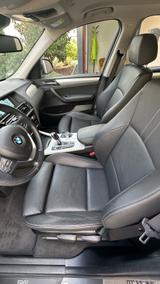 BMW X3 xDrive30d ADVANTAGE  - BMW X3: Silber