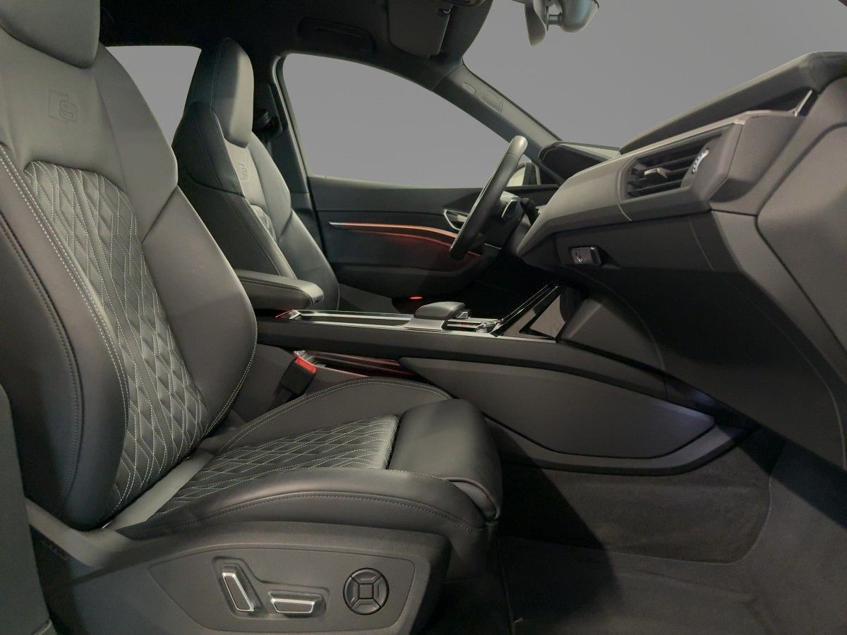 Audi e-tron - Bild 11