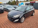 Hyundai i20 Style*KLIMAAUT.*SHZ*S.-DACH*GEPFLEGT* 1.HAND - Hyundai i20 in Bielefeld
