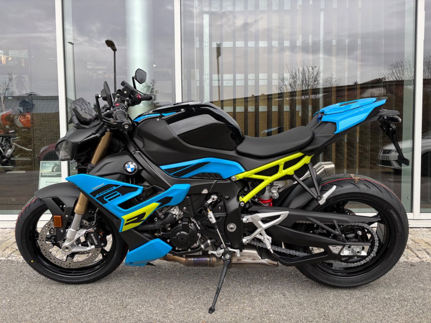 Fahrzeugabbildung BMW S 1000 R Style Sport 2 Pakete