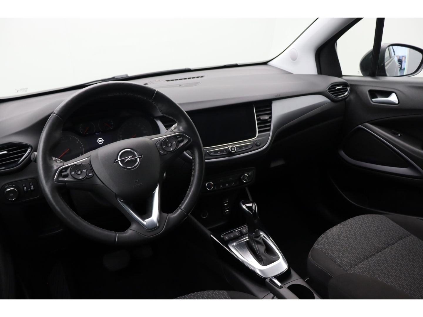 Fahrzeugabbildung Opel Crossland 1.2 Edition Kamera SHZ Navi