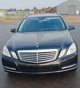 Mercedes-Benz Mercedes E-Klassse W212 T-Modell E200 CGI Elegan - Mercedes-Benz 212 k