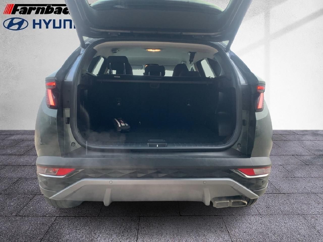 Fahrzeugabbildung Hyundai TUCSON Trend Plug-In Hybrid 4WD