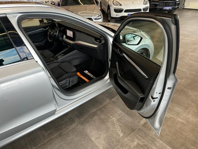 MYAUTOCENTER – Gebraucht- und Jahreswagen mit Werkstattservice in Pfaffenhofen Skoda Octavia First Edition *LED*Kamera*Massage*AHK*