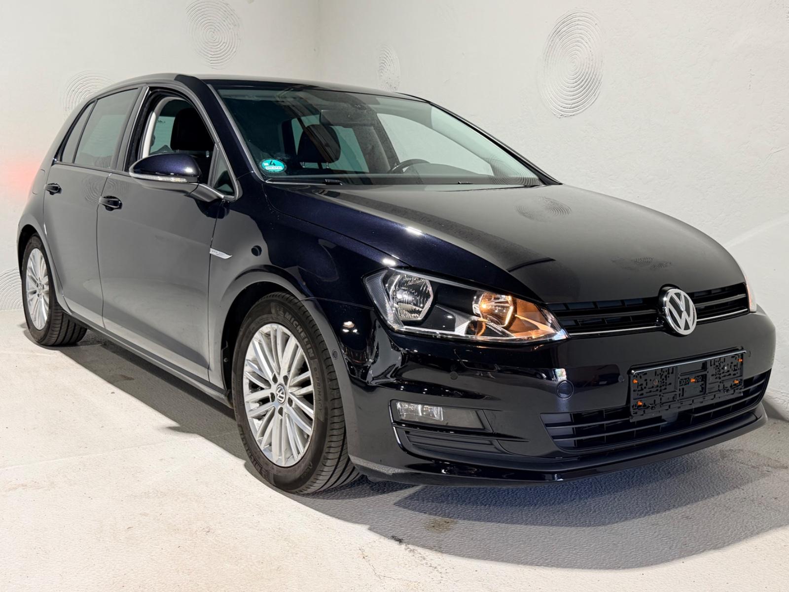 Volkswagen Golf VII Lim. Cup 4Motion*1hd*Standhz*Tempomat*