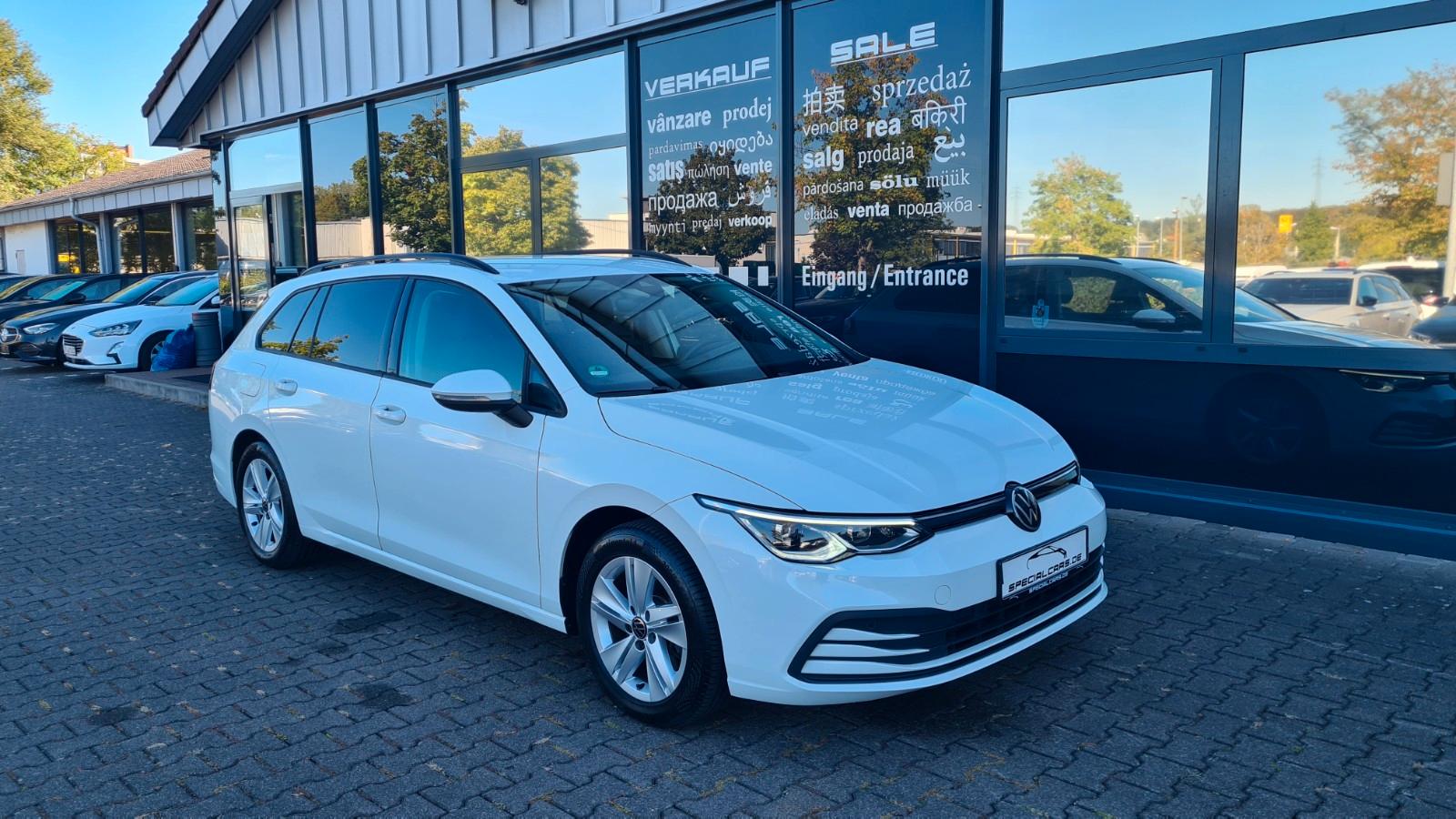 Volkswagen Golf VIII Variant Life - ACC - STANDHZG - 8xALU