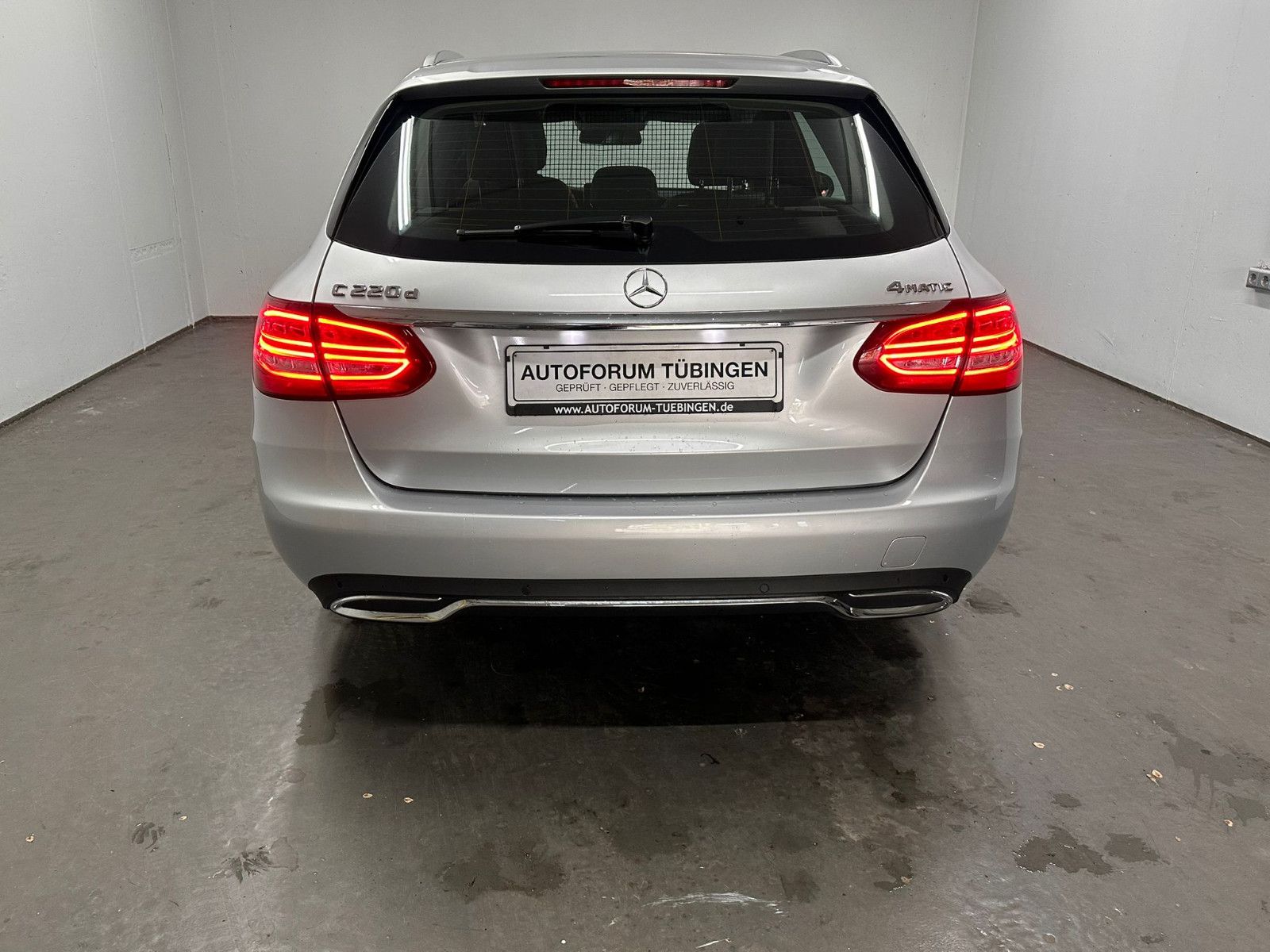 Fahrzeugabbildung Mercedes-Benz C 220 d 4MATIC T AVANTGARDE PANORAMA*DISTRO*