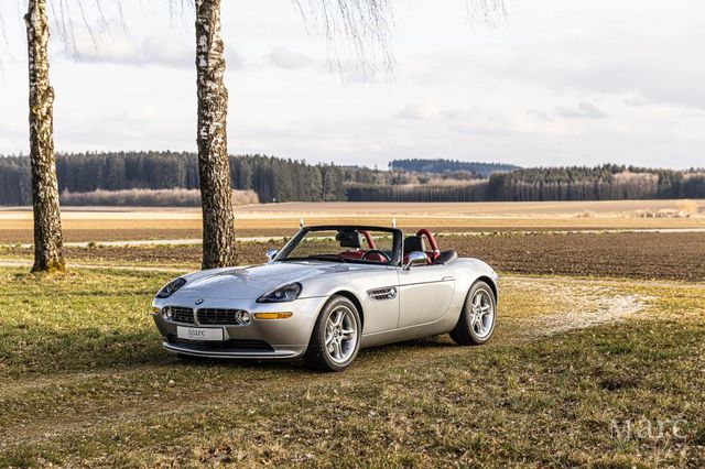 BMW Z8   /2. Hand / Hardtop / Motorola / Buch