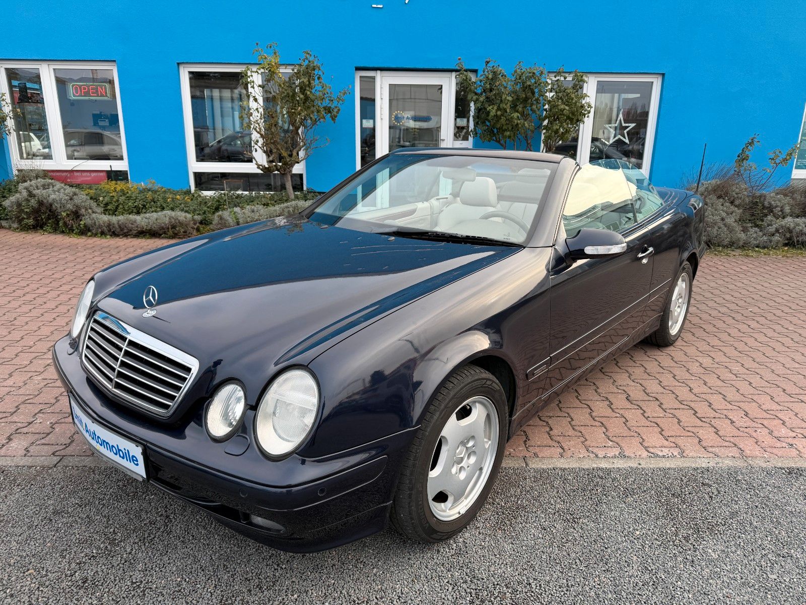 Mercedes Mercedes-Benz CLK 200 KOMPRESSOR CABRIO ELEGANCE