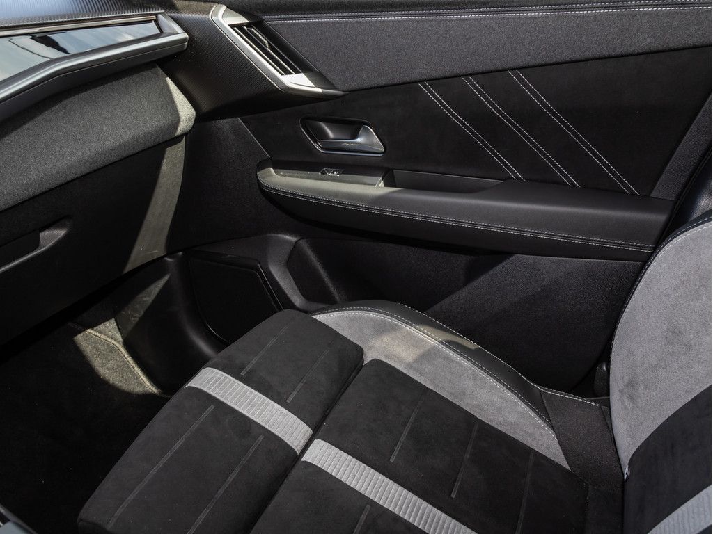 Opel Grandland (X) - Bild 21