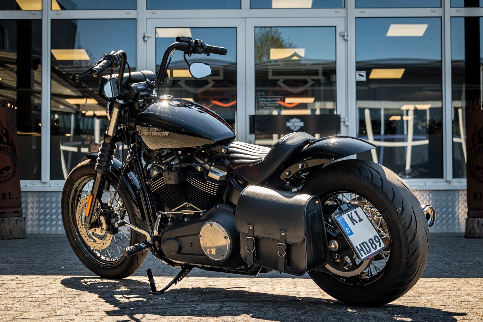 Fahrzeugabbildung Harley-Davidson STREET BOB FXBB - Heckumbau 200er Hinterreifen