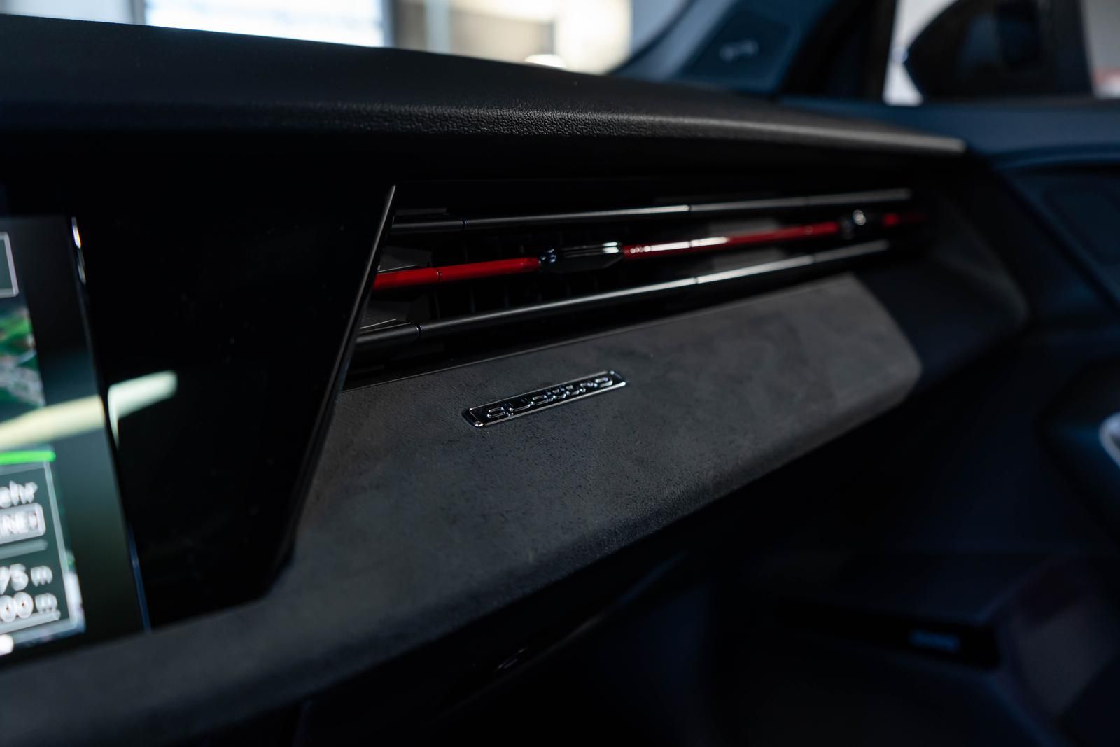 Audi RS3 2.5 TFSI quattro PANO SONOS KERAMIK RS-AGA foto 25