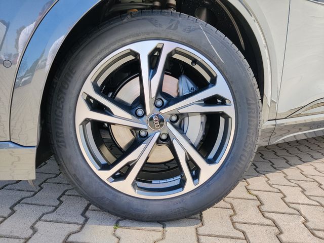 Q6 Sportback e-tron 2x S line / Tech Plus/ Leder