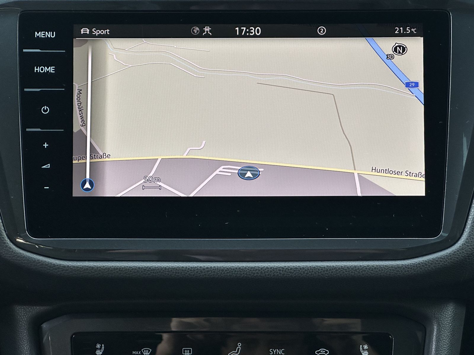 Fahrzeugabbildung Volkswagen Tiguan Allspace 2.0 TSI R-Line NAV+LED+AHK+PANO