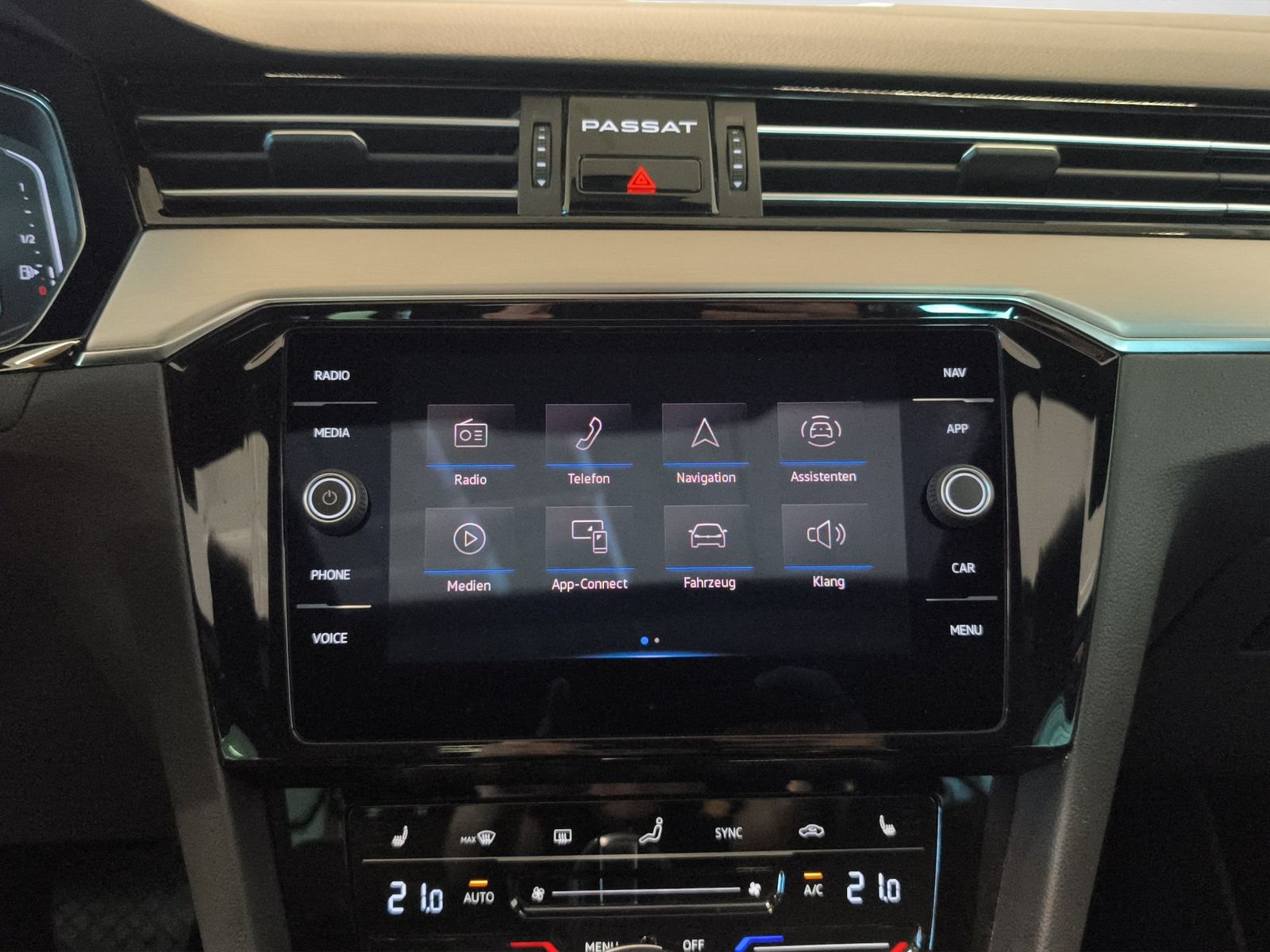 Volkswagen Passat Variant - Bild 16