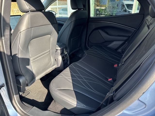 Fahrzeugabbildung Ford Mustang Mach-E eMotor Basis #99kWh #AHK #Keyfree