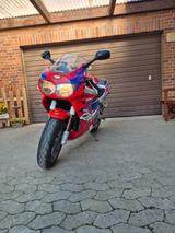 Honda CBR 900 RR Fireblade SC28 - Offers