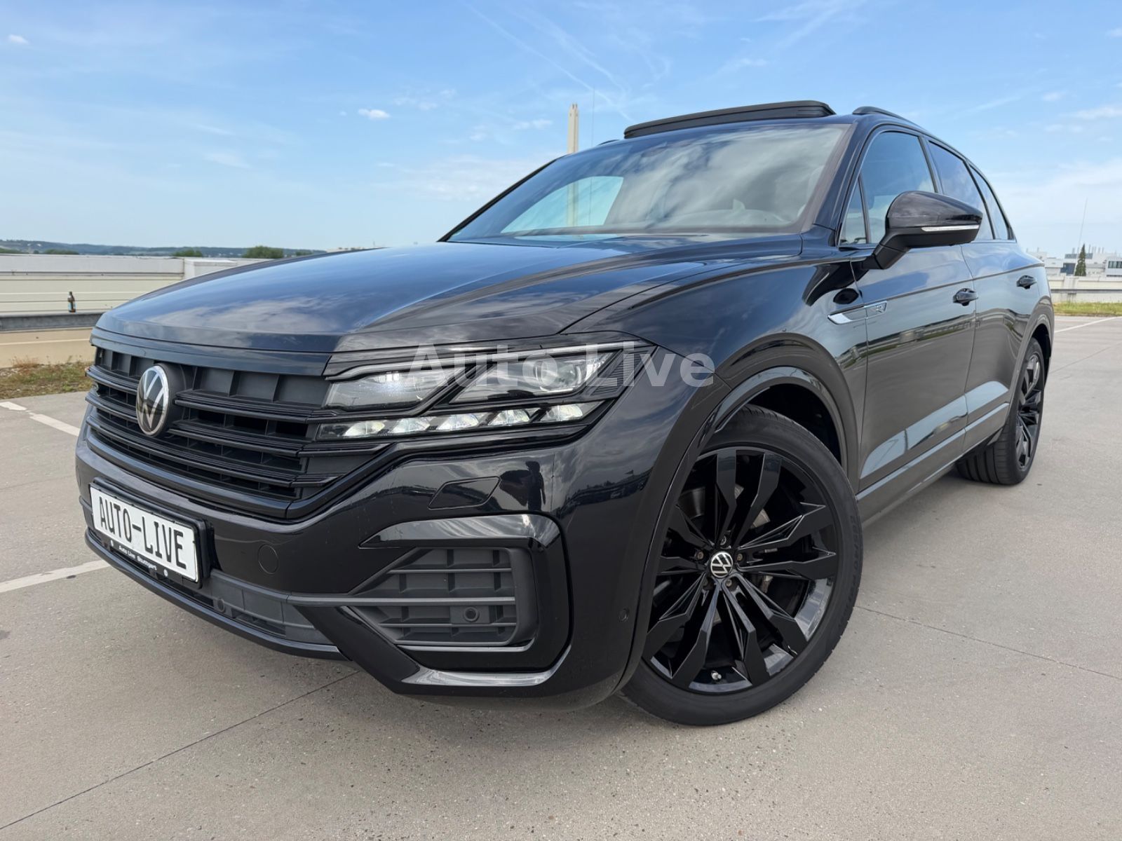 VW Touareg 3.0 TDI*R LINE*BlackS*PAN*MATRI*LUFT*VOL
