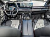 BMW 550e xDrive Touring M Sport HUD PANO ACC AHK LM - BMW 550 Plug-in Hybrid (PHEV) Gebrauchtwagen