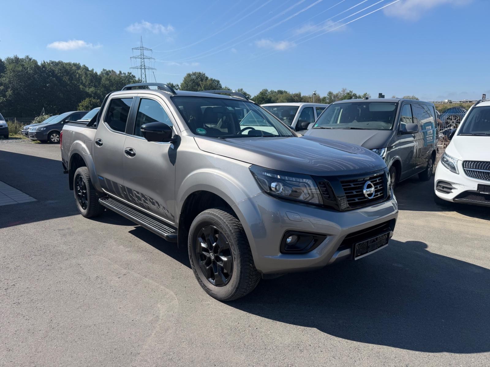 Nissan Navara NP300  N-Guard Cab 4x4 Automatik 3.5 AHK