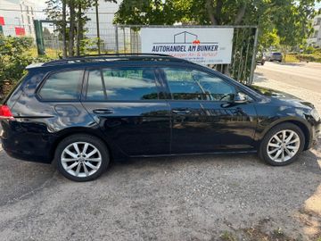 Volkswagen Golf - 10