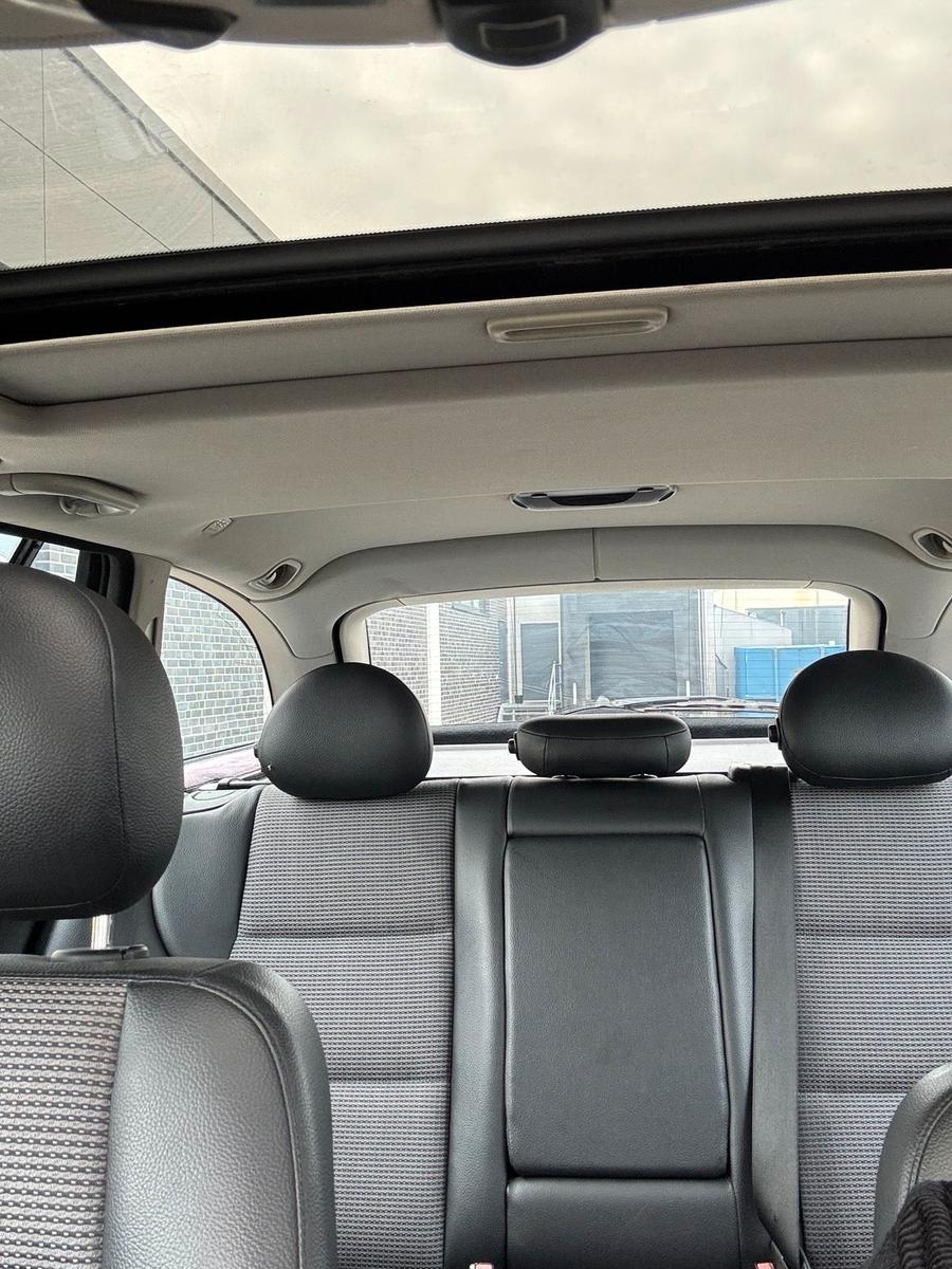 Mercedes-Benz C220 2006 — photo 15