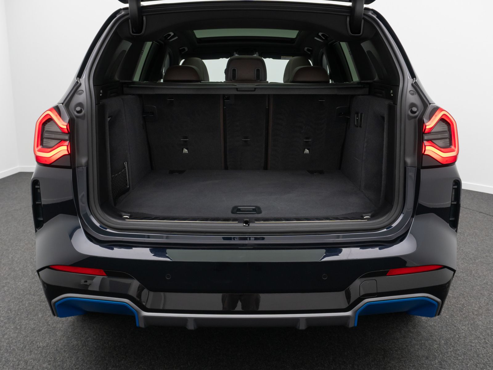 Fahrzeugabbildung BMW iX3 M Sport IMPRESSIVE 360°Laser DAB Komfort HUD