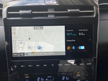 Fahrzeugabbildung Hyundai TUCSON HEV 1.6 T-GDi 230PS 6-AT 2WD Select NAVI