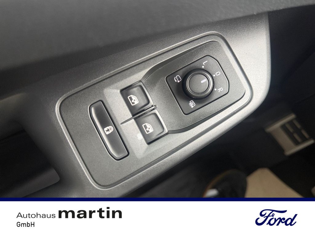Fahrzeugabbildung Ford Tourneo Connect 1.5 Sport KLIMA PDC SHZ NAVI LED