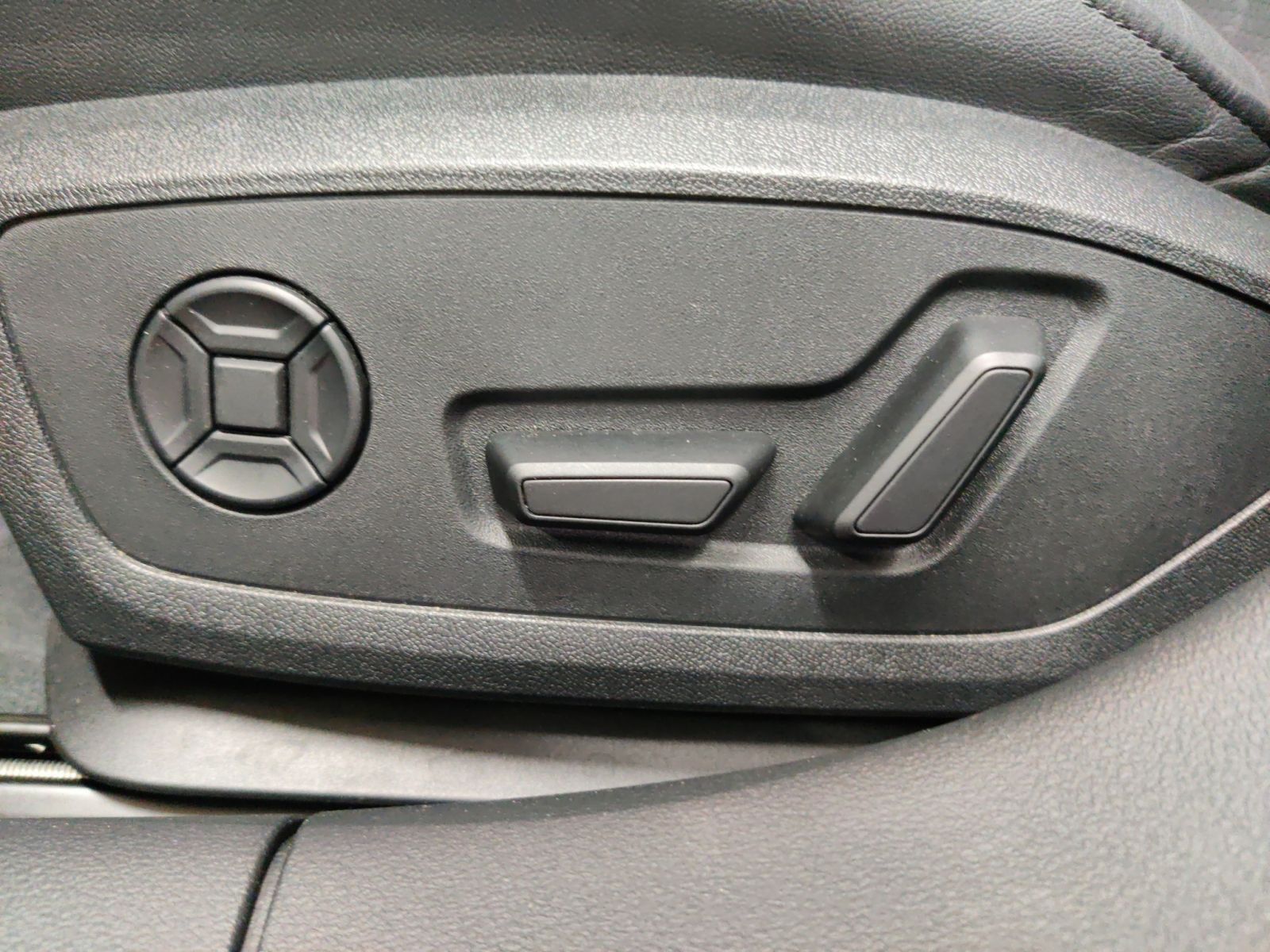 Audi S6 - Bild 20