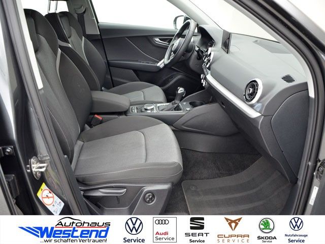 Fahrzeugabbildung Audi Q2 S line 35 TFSI 110kW S tr. Navi Matrix AHK