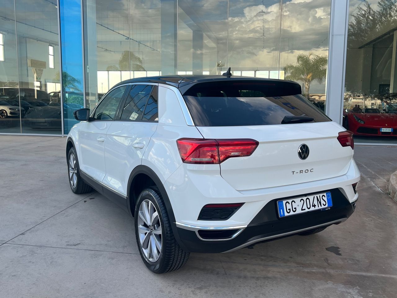 Volkswagen T-Roc 1.0 TSI Style 110CV imagem 3