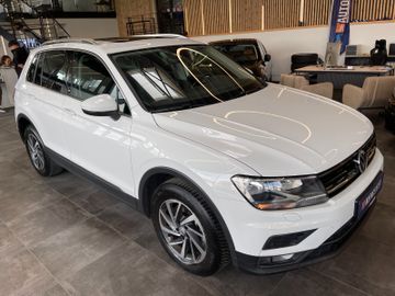 Volkswagen Tiguan Sound 4Motion  *1.HAND*DSG*ACC*APS*NAVI*