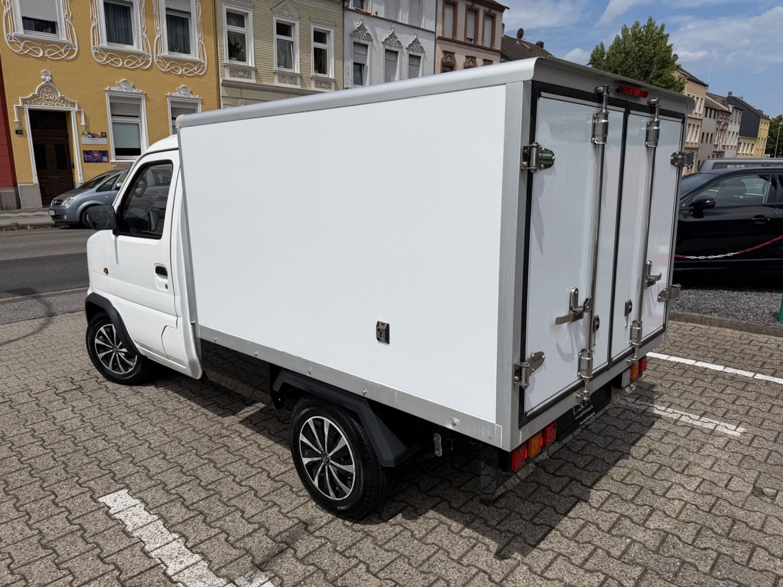 Fahrzeugabbildung Andere NEXTEM ORCA KÜHLKOFFER FRISCHEDIENST NEU
